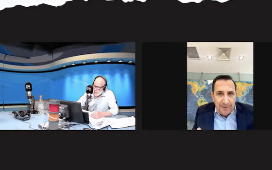 Jefe de estudios entrevistado por Tomás Cox sobre temas de actualidad en Radio El Conquistador