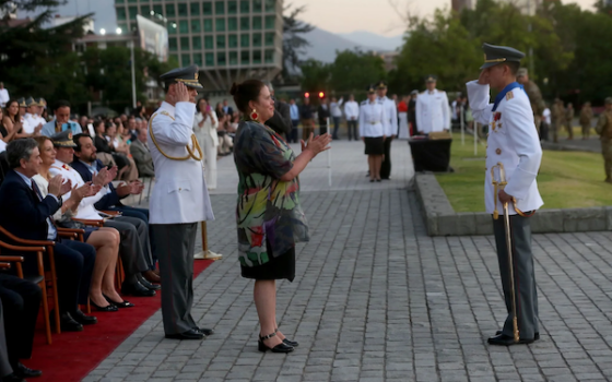 Las ausencias militares del Jefe de Estado de la República de Chile