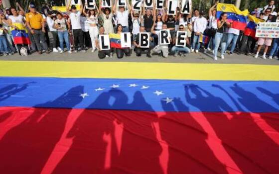 ENTREVISTA | Juan Pablo Toro: “La tragedia de Venezuela es que se han probado medidas de presión contra el régimen y no funcionan”