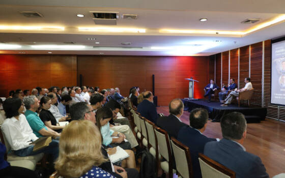 Expertos aseguran que es momento de preocuparse, en seminario “Panorama 2025: China, Estados Unidos y el Indo-Pacífico” de AthenaLab