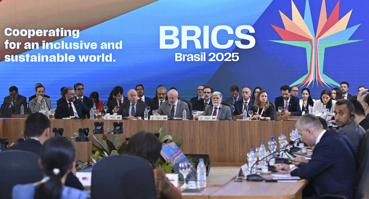 COMENTARIO | Chile y los BRICS: Los senderos se bifurcan