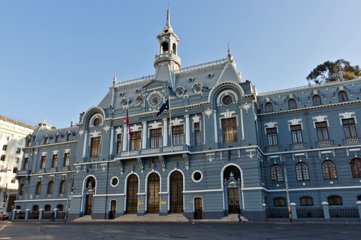 Sobre la Armada y Valparaíso