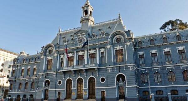 Sobre la Armada y Valparaíso
