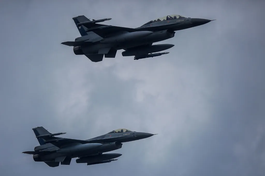 Del equipamiento estratégico y el financiamiento de la Defensa Nacional